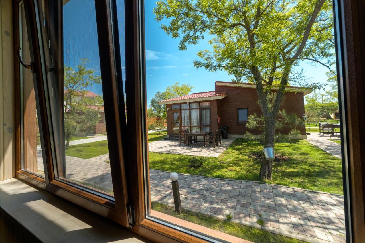 Prichal 80 Hotel Zatoka Buitenkant foto